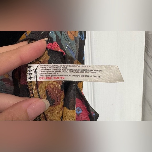 Free People Over It All Lurex floral velvet Cami Women’s Size XS - Picture 9 of 12